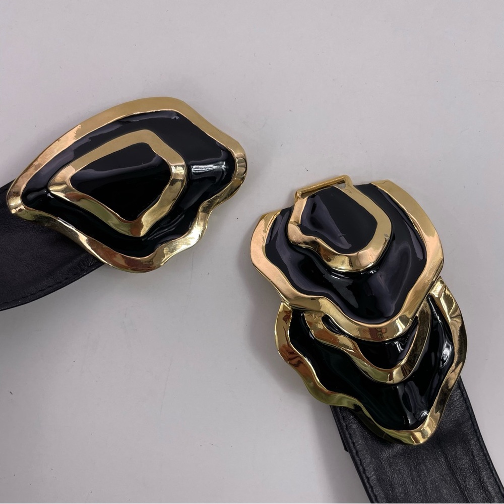 80s Black & Gold Oyster Statement Buckle Belt - Picture 8 of 15